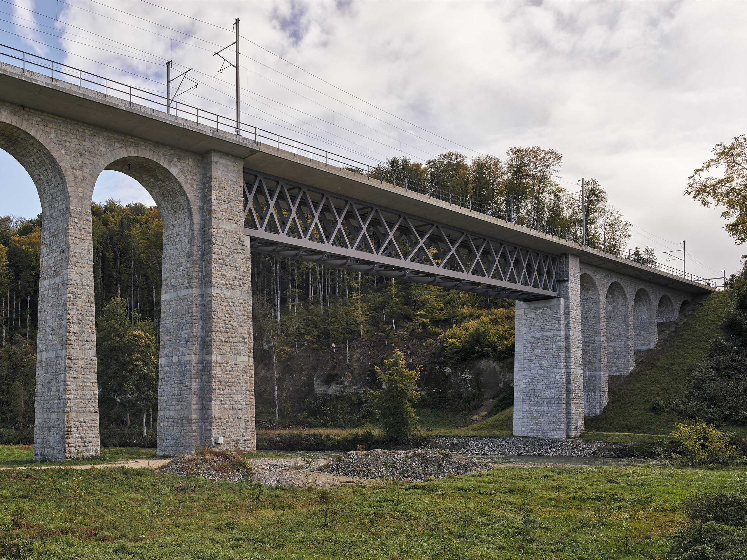 Ahp0053 SAVI AIQ4 003173 C